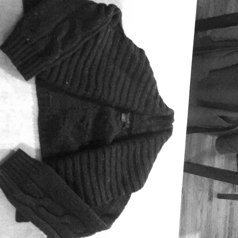 Express XS mini sweater. 3/4 length sleeves